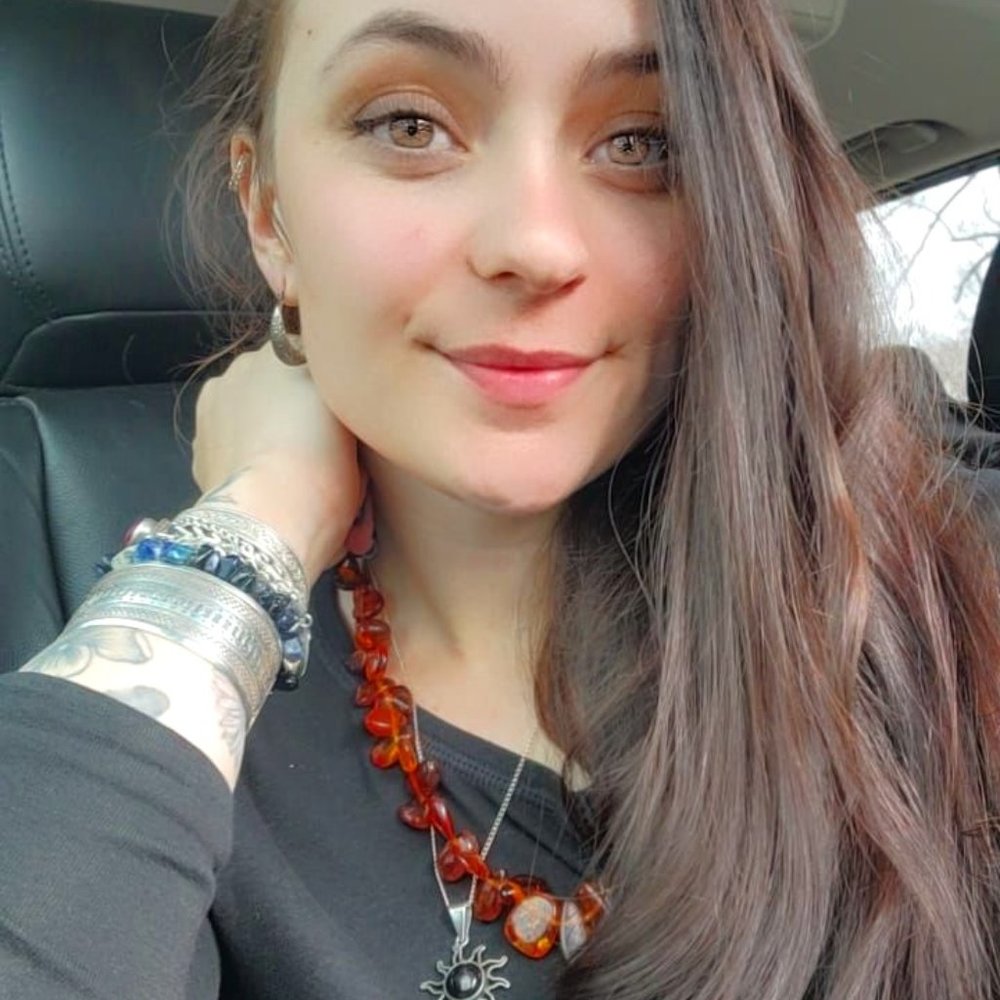 Meet your Posher, Kellie